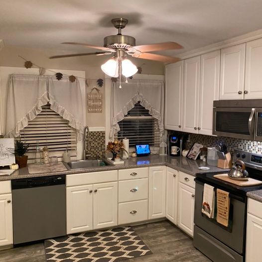 Building Photo - 118 Grove Street