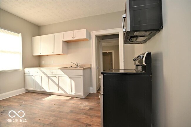 Foto del edificio - 845 N Rural St