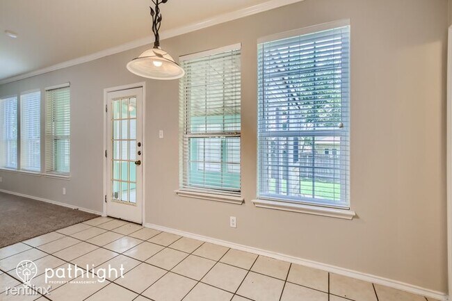 Foto del edificio - 3 br, 2.5 bath House - 105 Fazio Dr UNIT