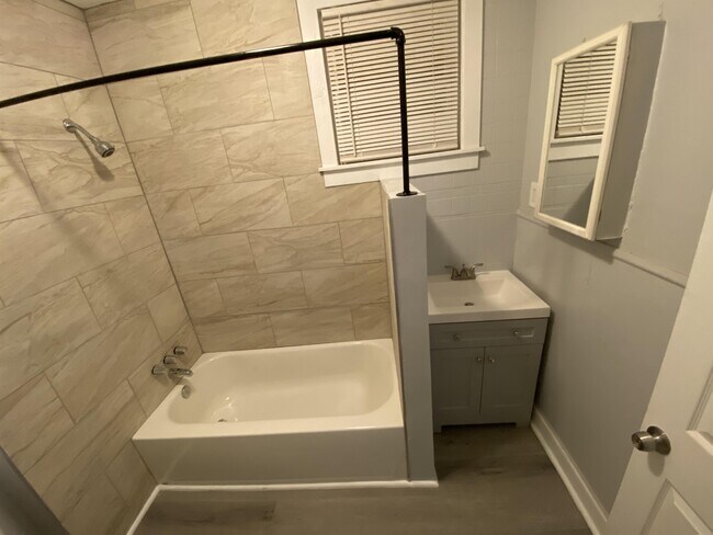 Photo - 1333 Princess Ave House