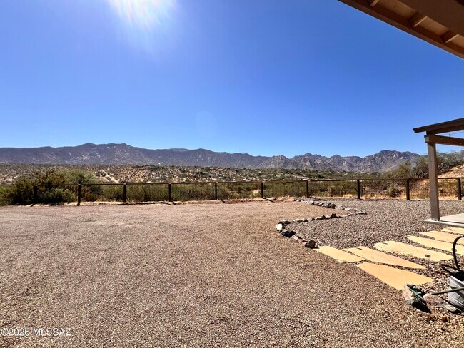 Foto del edificio - 15235 N Lago Del Oro Pkwy