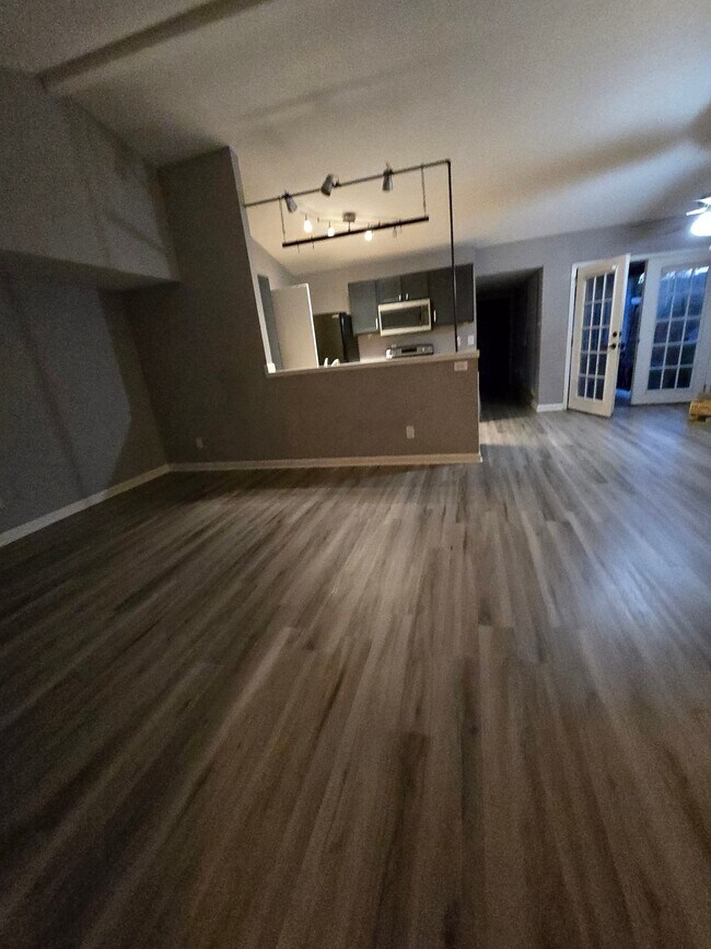 Foto del edificio - 4453 Chapman St