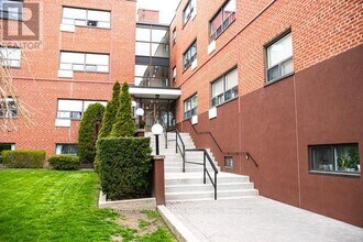 Building Photo - 101-101 Coe Hill Dr