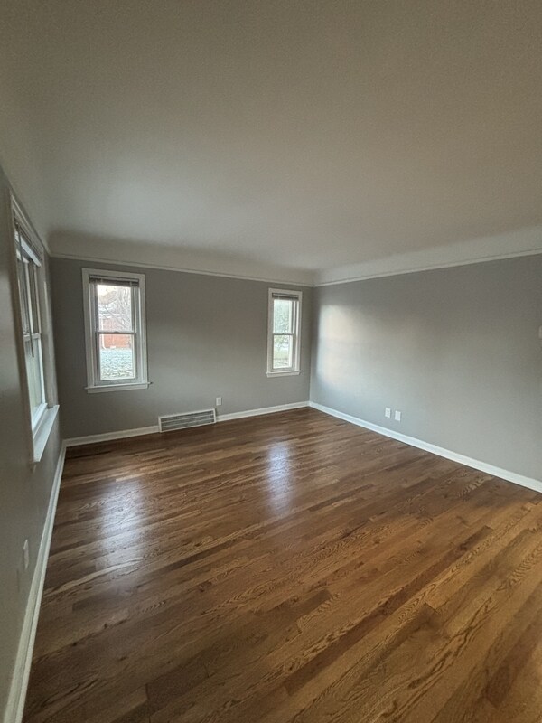 Foto del edificio - 1431 Lincoln Ave