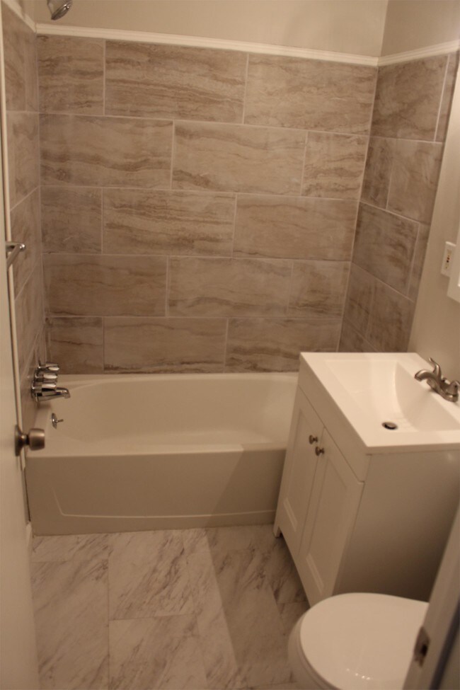 Foto del edificio - 27604 Dartmouth St