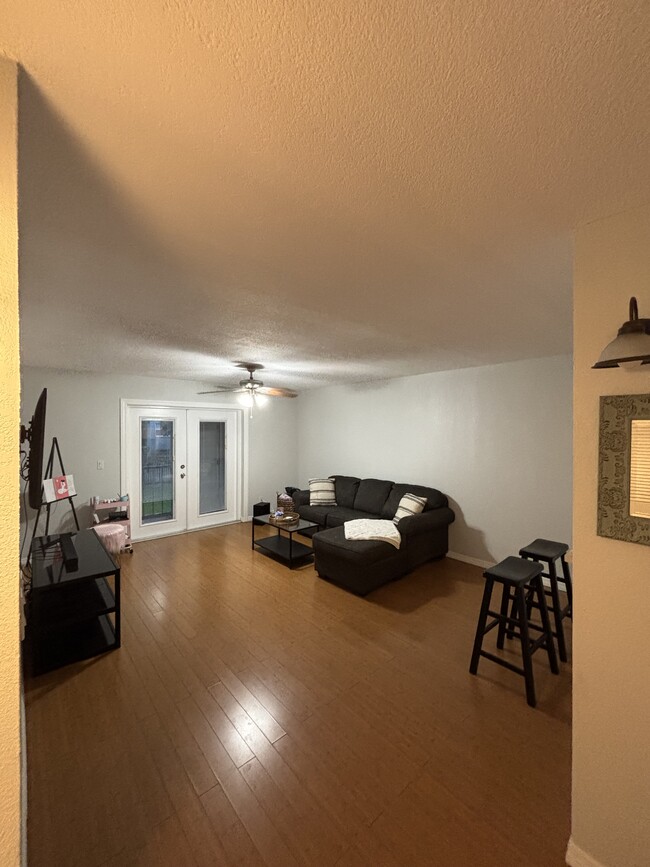 Foto del edificio - 2886 Somerset Park Dr