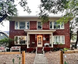 Building Photo - 1302 W Bell St