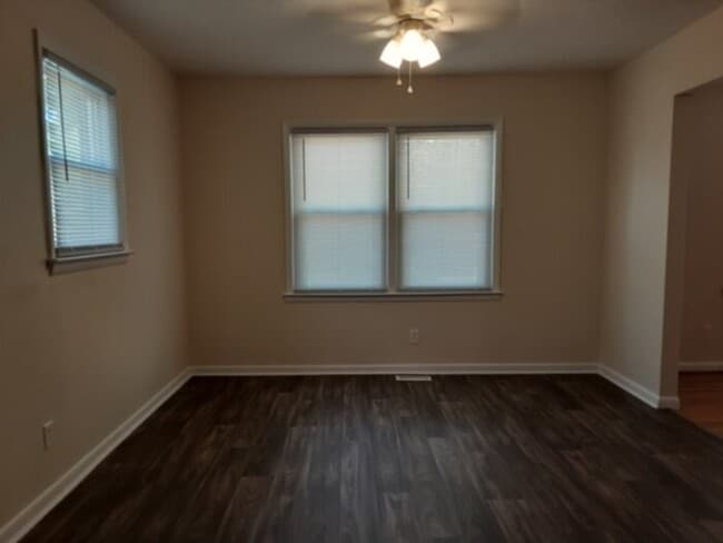 Foto del edificio - 7530 Decatur Dr