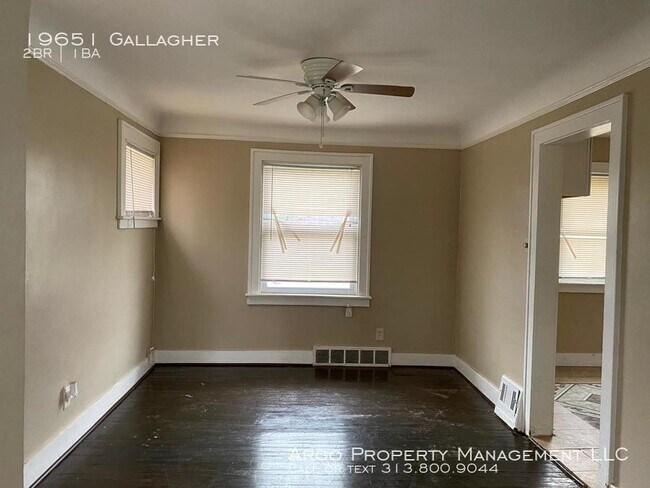 Building Photo - Single Family House