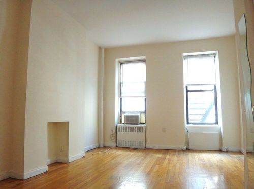 Building Photo - 1322 2nd Ave