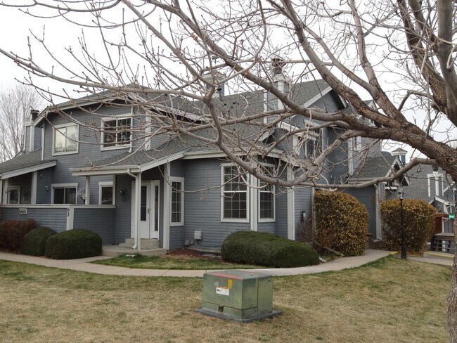 Foto del edificio - Yacht Club Townhouse Corner Unit