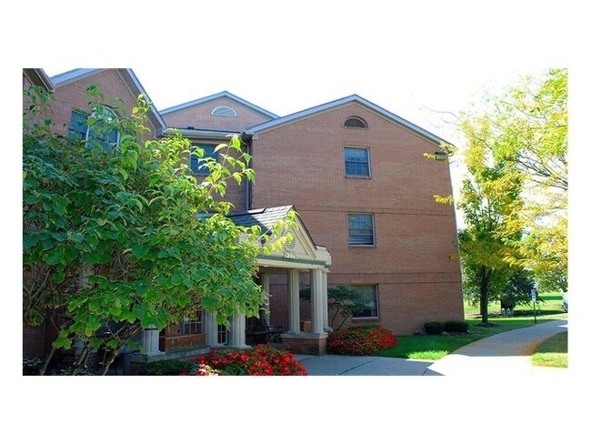 Foto del edificio - 5225 Cherry Creek Pkwy S