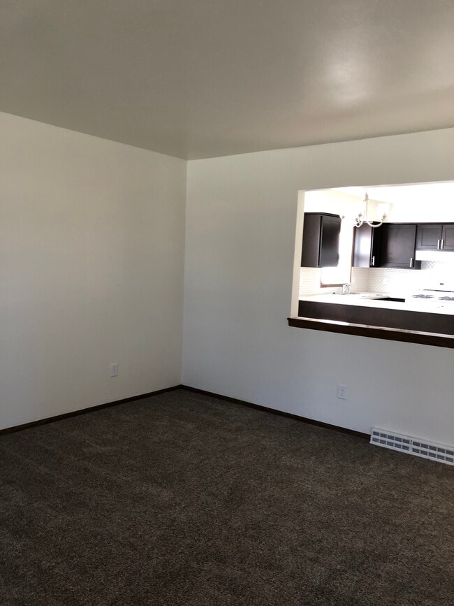 Foto del edificio - 6761 N 55th St