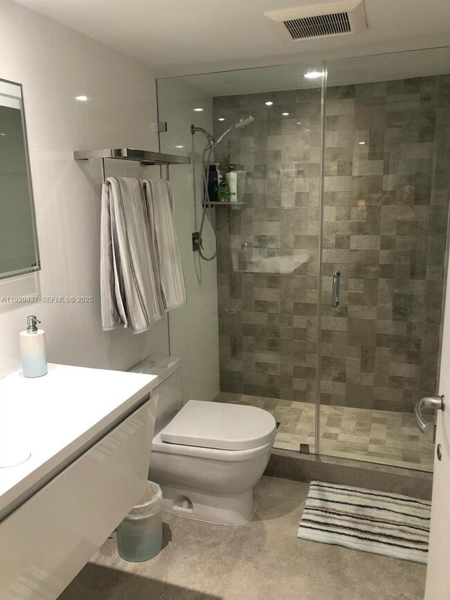 Foto del edificio - 8877 Collins Ave