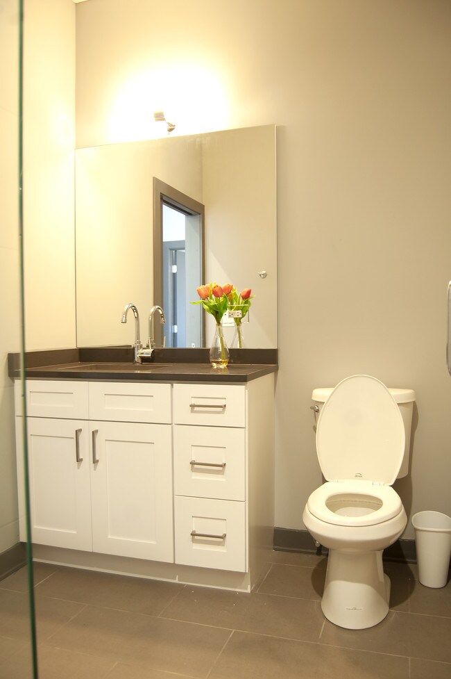 Foto del edificio - 2520 N Halsted St