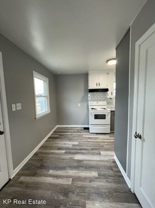 Building Photo - 3 br, 1 bath House - 1787 Huy Rd.
