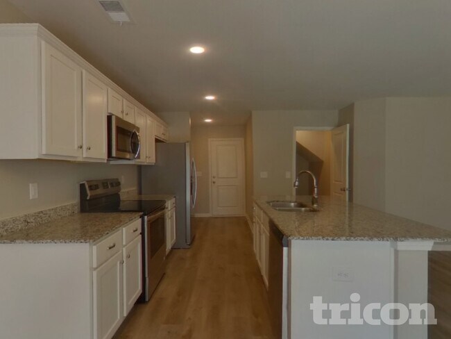 Foto del edificio - 725 Vanguard St