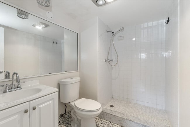 Foto del edificio - 9523 S Hollybrook Lake Dr