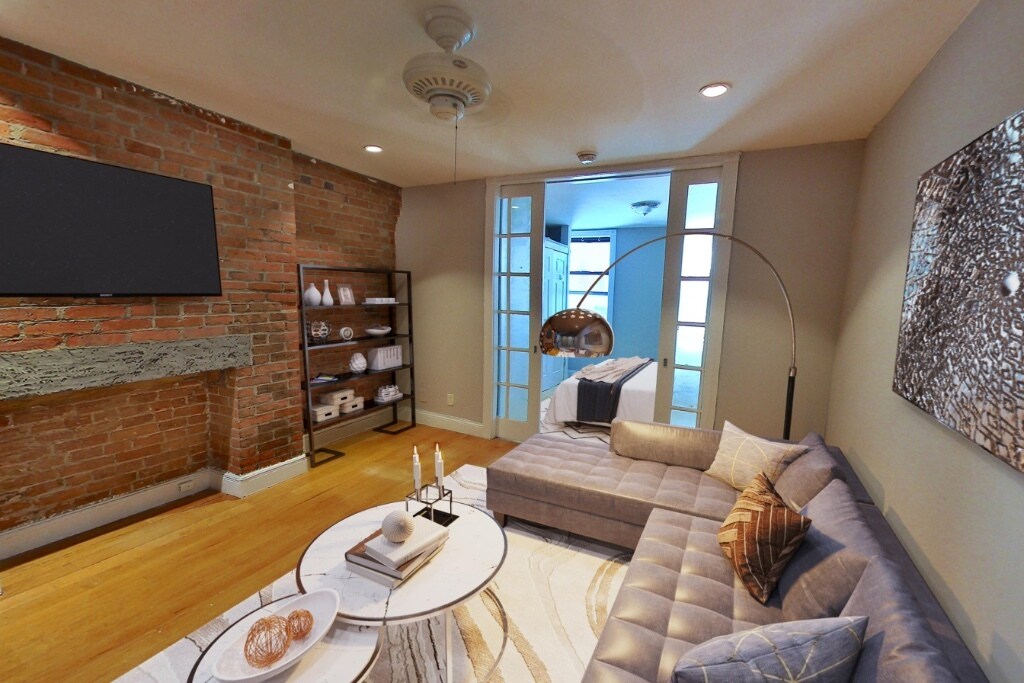 Primary Photo - 44 Avenue B
