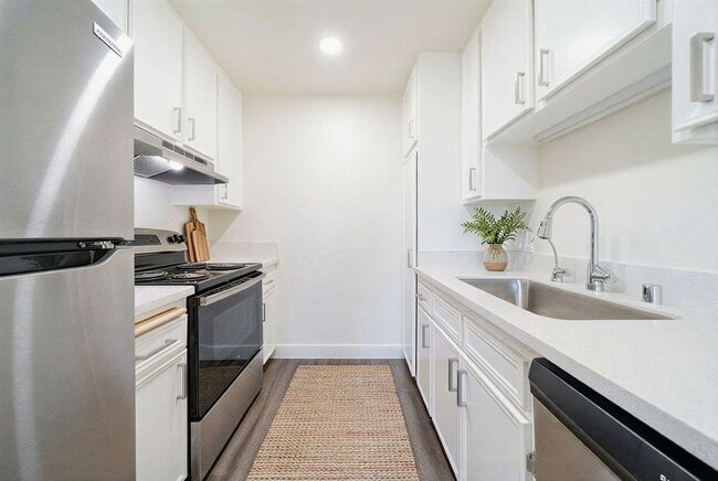 Foto del edificio - 1440 Oak Dr