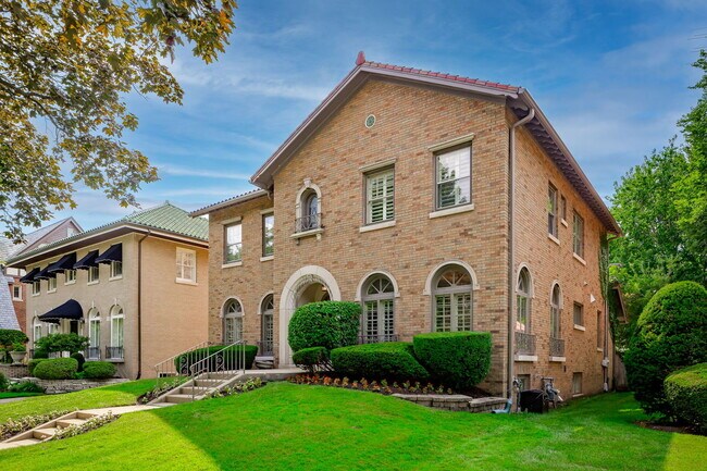 Foto del edificio - 1135 N Kenilworth Ave