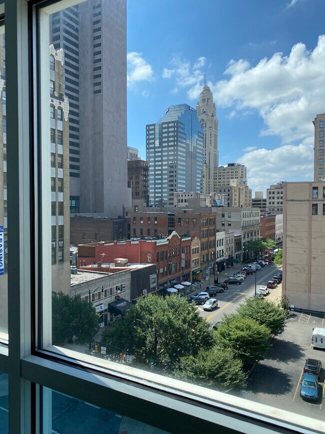 Foto del edificio - 100 E Gay St