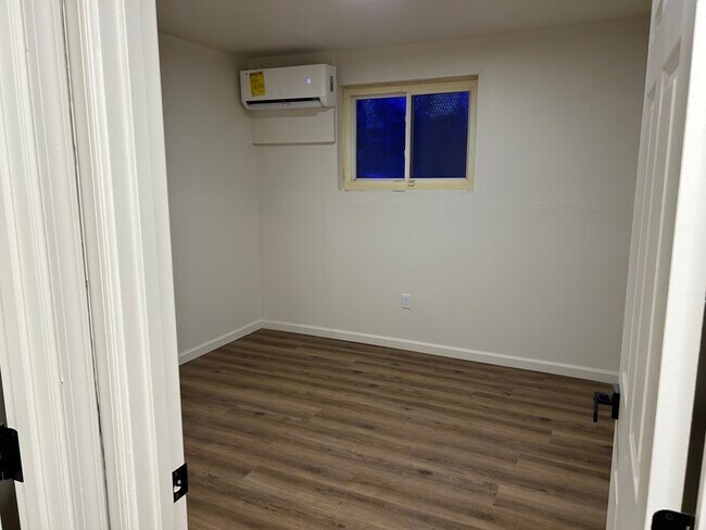 Foto del edificio - 301X Dupont Ave