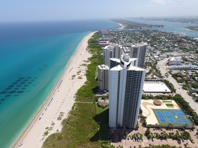 Foto del edificio - 3000 N Ocean Dr