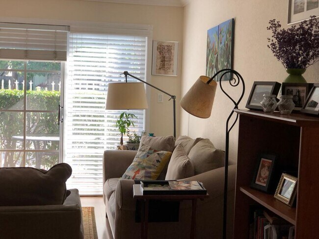Foto del edificio - 1515 E Broward Blvd