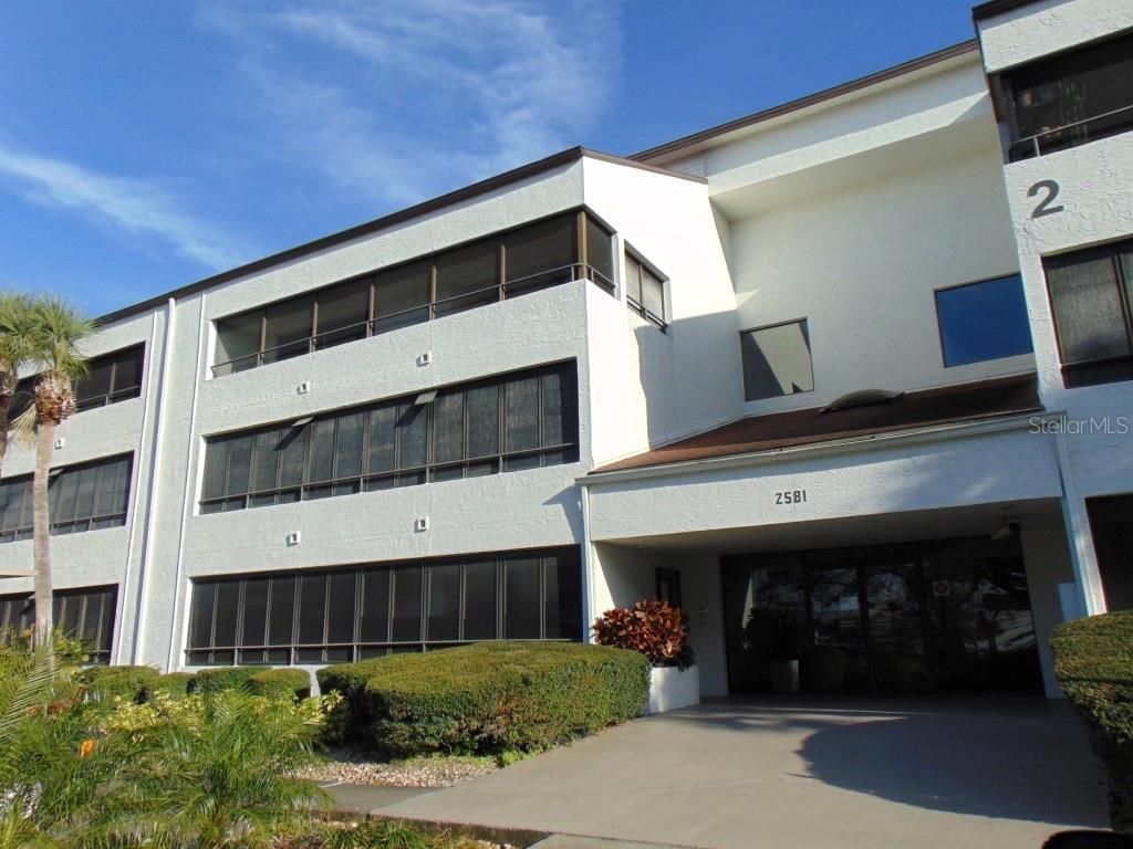 2581 Countryside Blvd Unit 2301, Clearwater, FL 33761 Condo for Rent