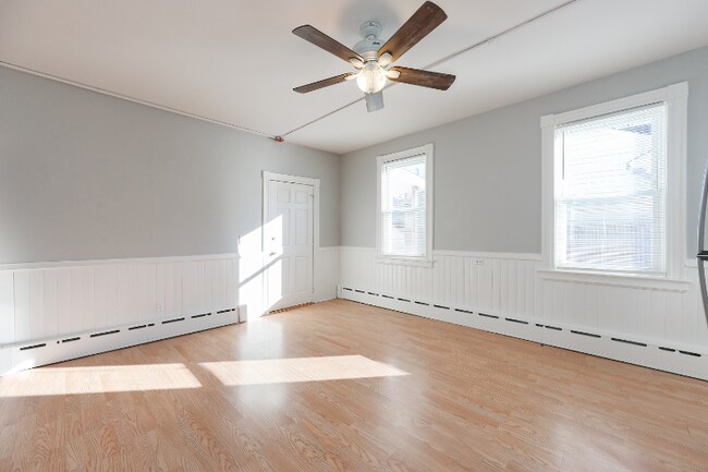 Foto del edificio - 327 High St