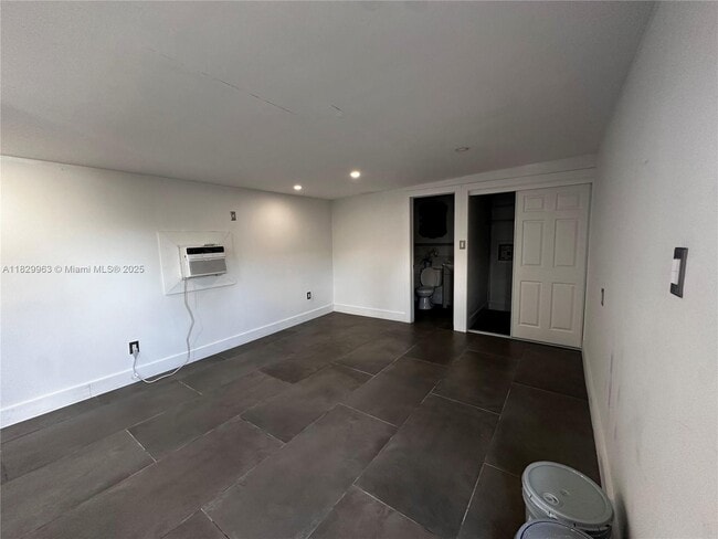 Building Photo - 30060 SW 157th Ave