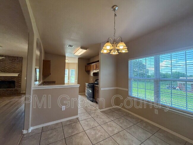 Building Photo - 8322 S Murphree Dr