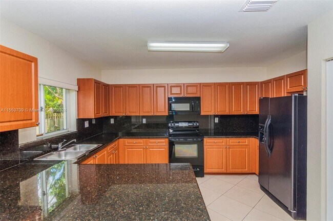 Foto del edificio - 5702 SW 162nd Pass