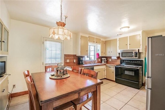 Foto del edificio - 1419 Gray St S