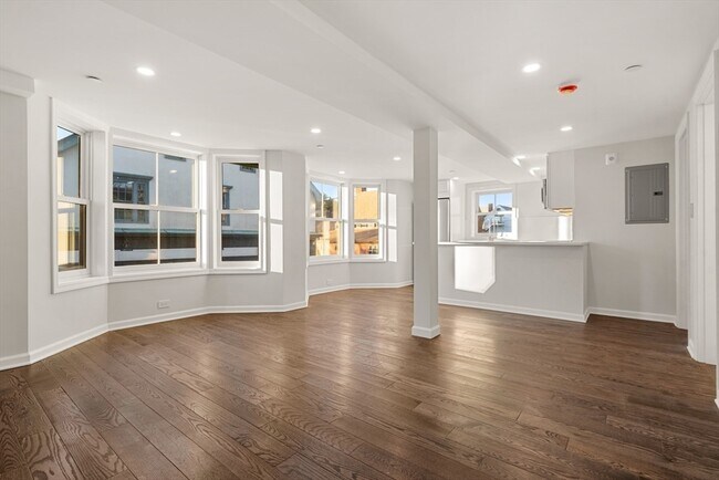 Foto del edificio - 1 School St