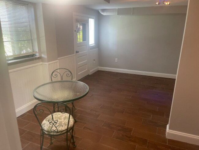 Foto del edificio - 6807 Wooster Pike