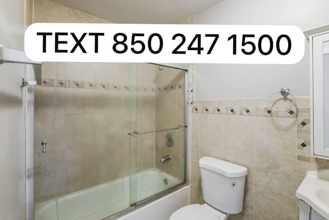Foto del edificio - 4685 NW 113th Terrace
