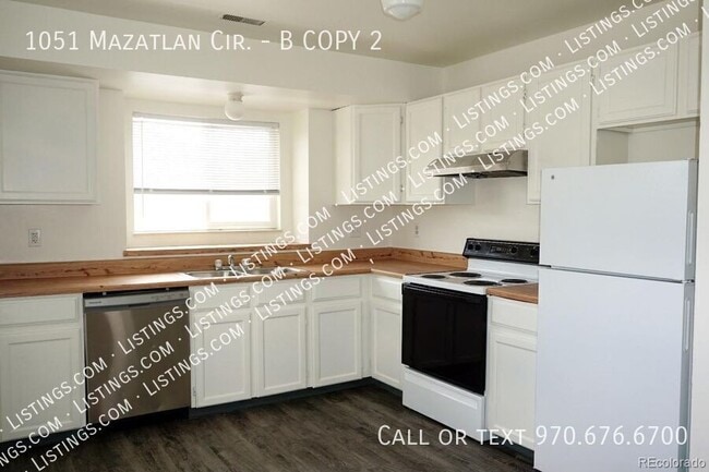 Building Photo - 1051 Mazatlan Cir