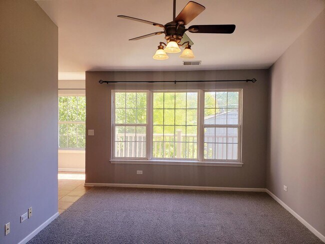 Building Photo - 1251 N Red Oak Cir
