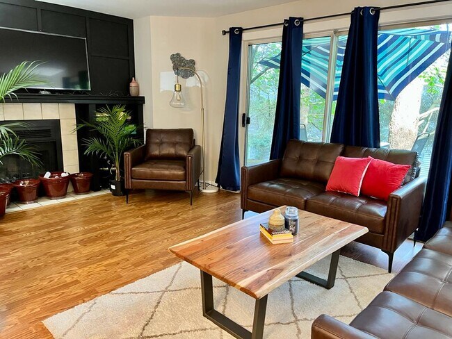 Foto del edificio - 1526 192nd St SE