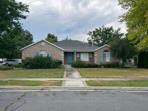 Building Photo - 48 W 1350 N