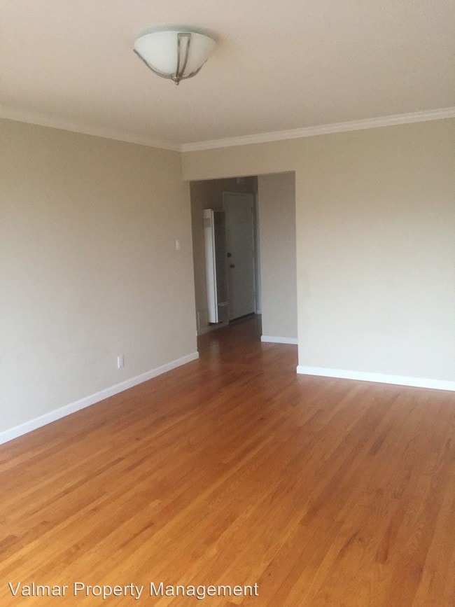 Foto del edificio - 1395 47th Ave