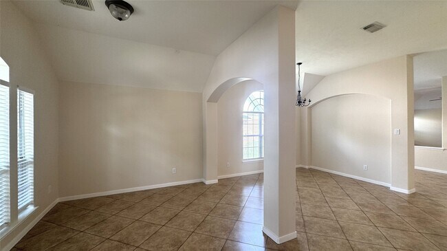 Foto del edificio - 24926 Ranch Lake Ct