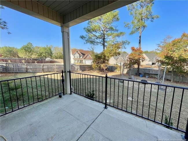 Foto del edificio - 211 Executive Dr