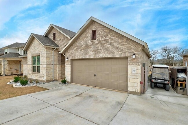 Building Photo - 145 Goshen Dr