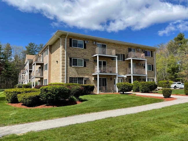 Foto del edificio - 379 Huse Rd