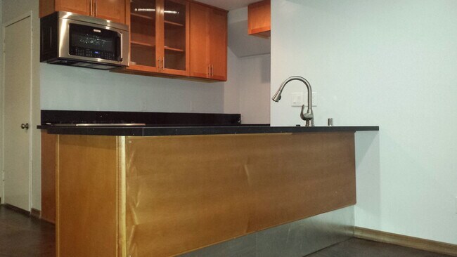 Foto del edificio - 2299 190th St