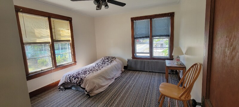 Foto del edificio - 361 Lakeside Ave