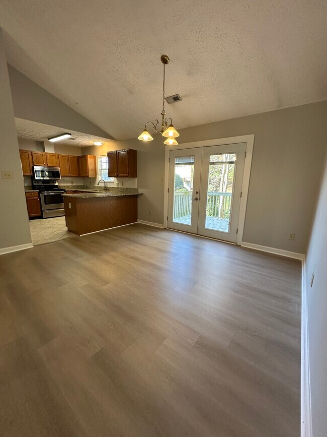 Foto del edificio - 726 Settlers Pond Way